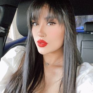 Meet your Posher, Alison